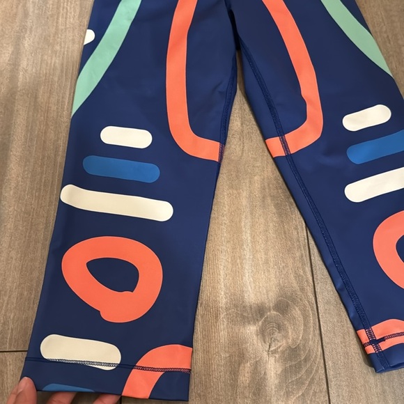 Nike Pro 638206 Loops Lines Women's Size Small Capris Pants DriFIT - Picture 2 of 8